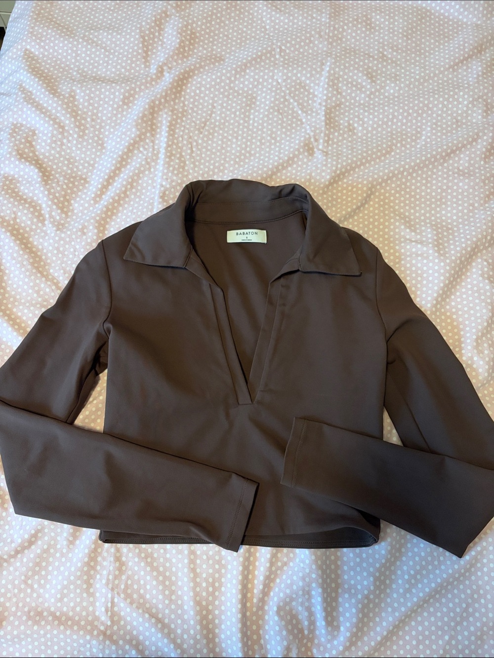 Babaton Chocolate Brown Long-Sleeve V-Neck Polo Crop Top